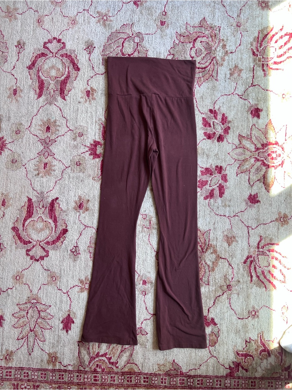 Cotton Fold-over Waist Flare Leggings in Brown